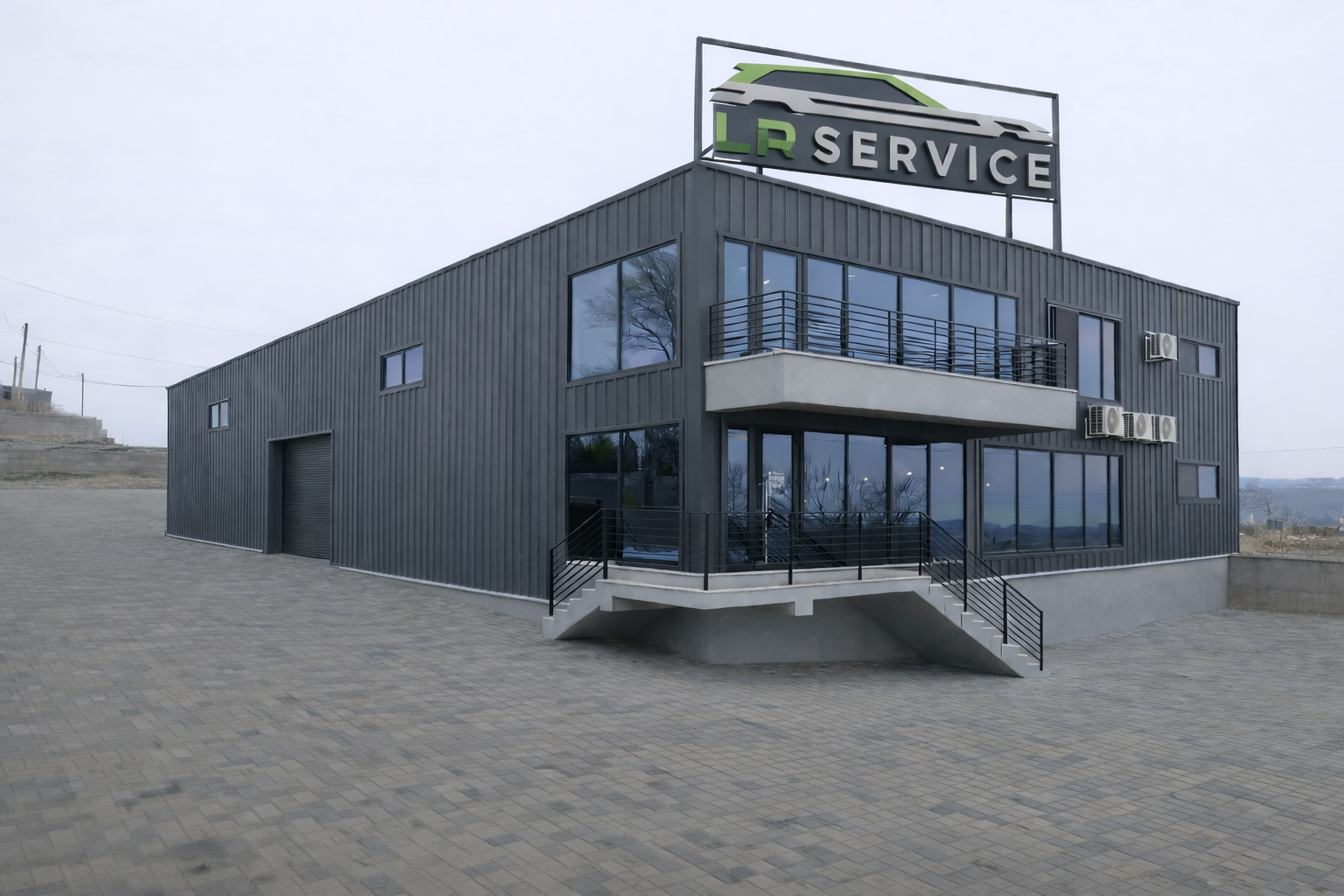 LR Service Logo Fațadă